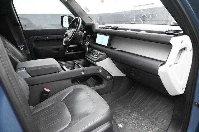 2020 Land Rover Defender 110 SE
