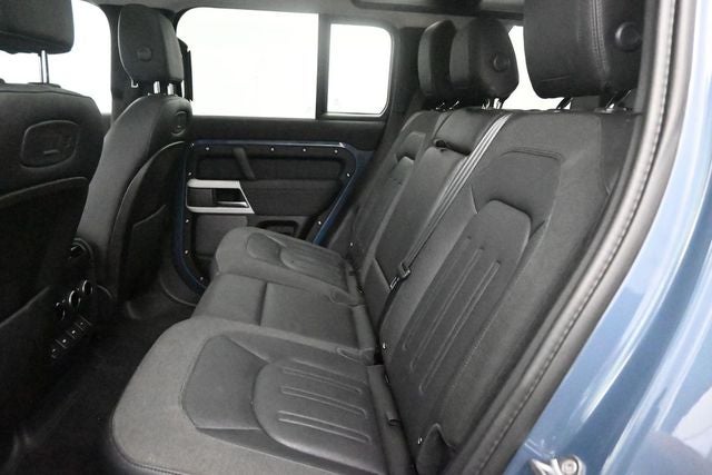 2020 Land Rover Defender 110 SE