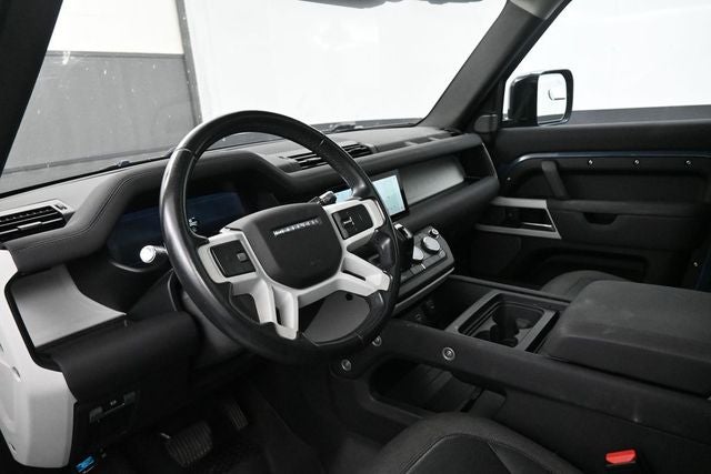 2020 Land Rover Defender 110 SE