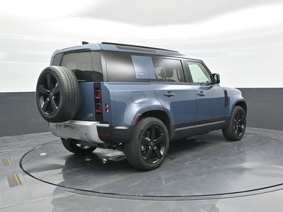 2020 Land Rover Defender 110 SE