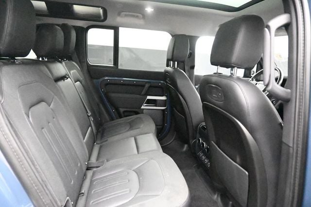 2020 Land Rover Defender 110 SE