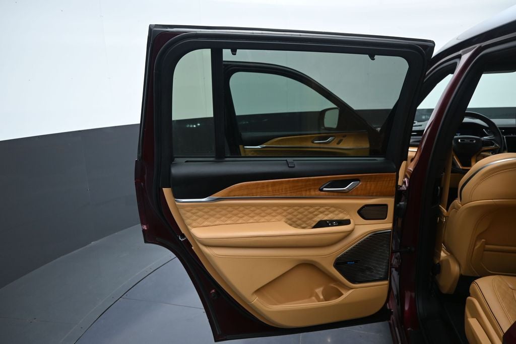2025 Jeep Grand Cherokee L Summit Reserve