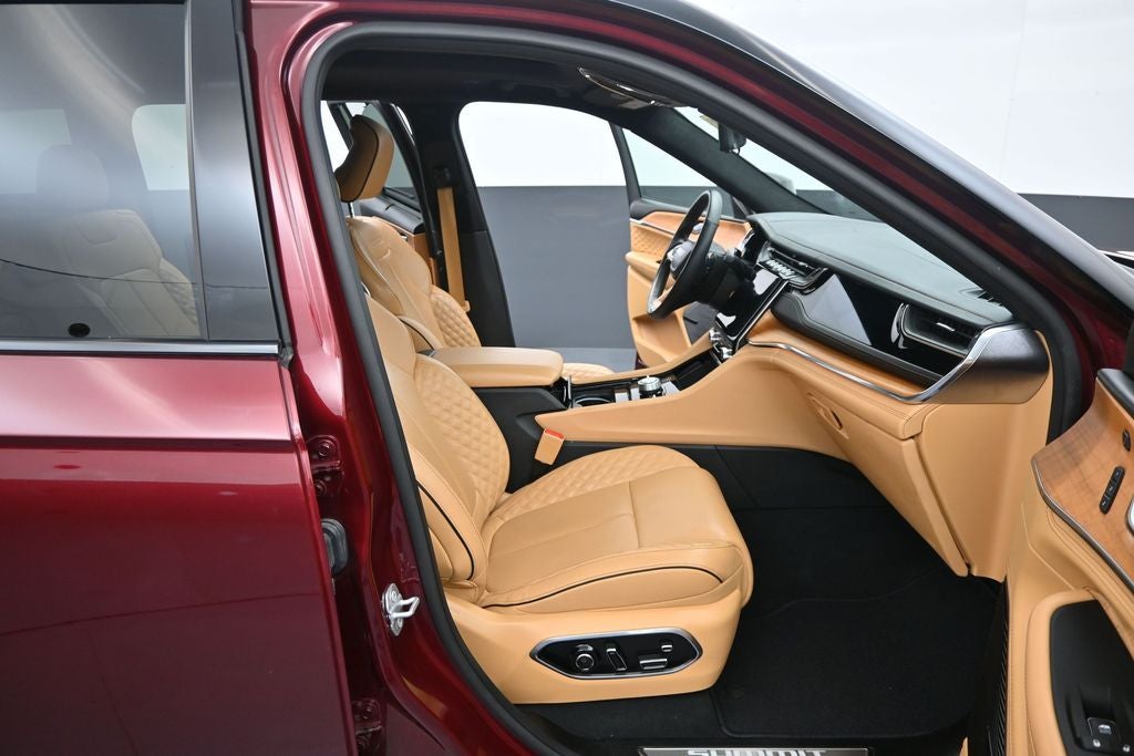 2025 Jeep Grand Cherokee L Summit Reserve