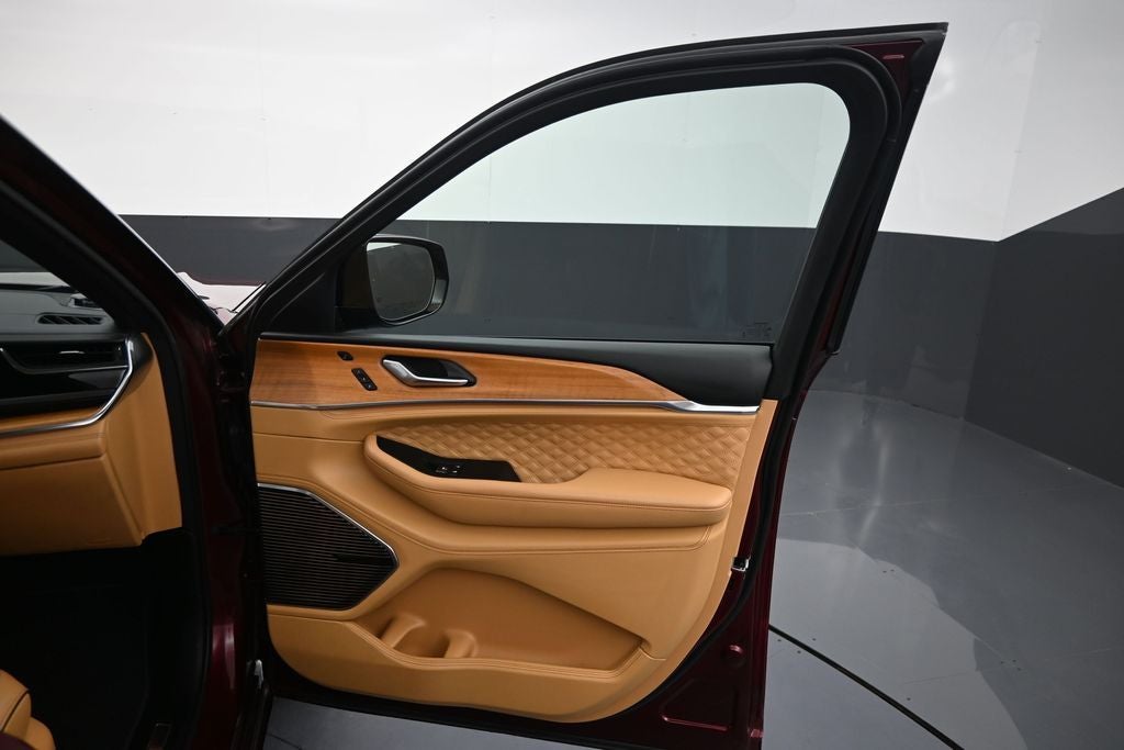 2025 Jeep Grand Cherokee L Summit Reserve