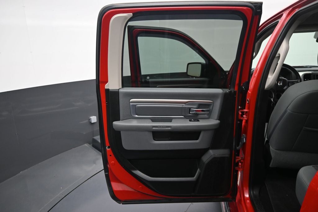 2019 RAM 1500 Classic SLT