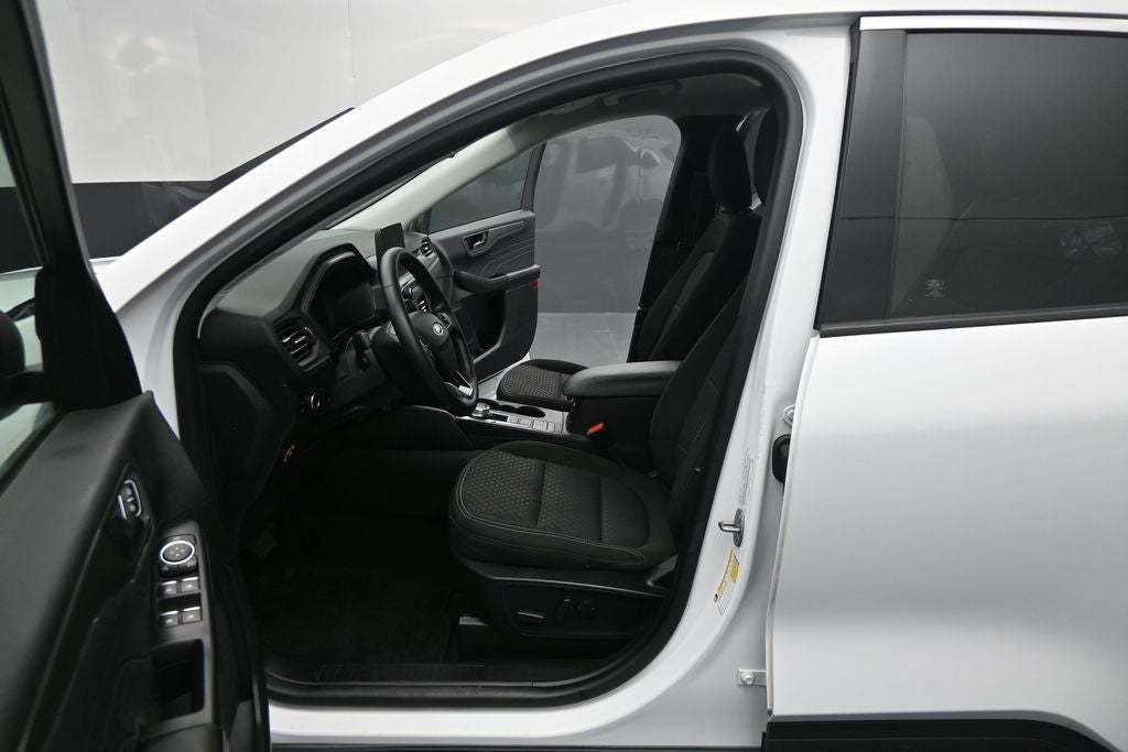 2023 Ford Escape Hybrid Active