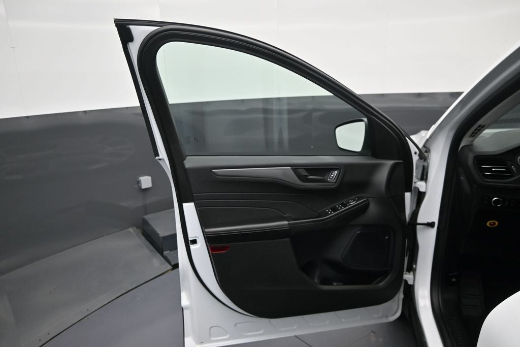 2023 Ford Escape Hybrid Active