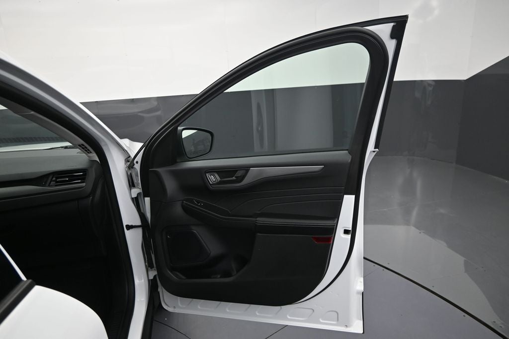 2023 Ford Escape Hybrid Active