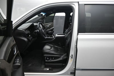 2018 Cadillac Escalade Platinum Edition