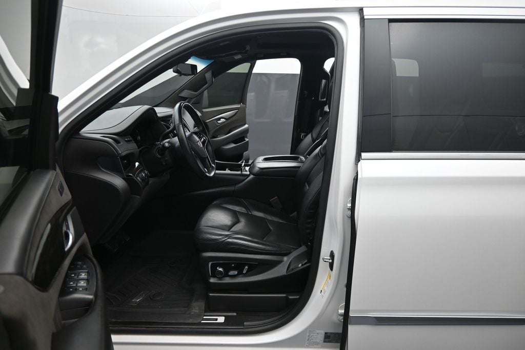 2018 Cadillac Escalade Platinum Edition