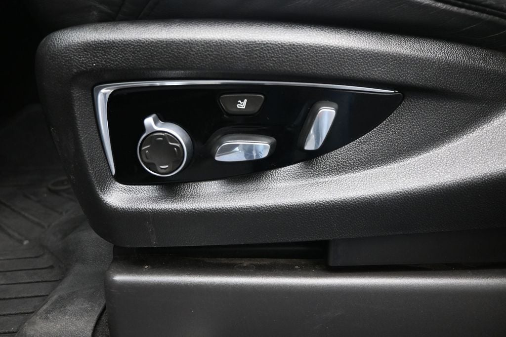 2018 Cadillac Escalade Platinum Edition