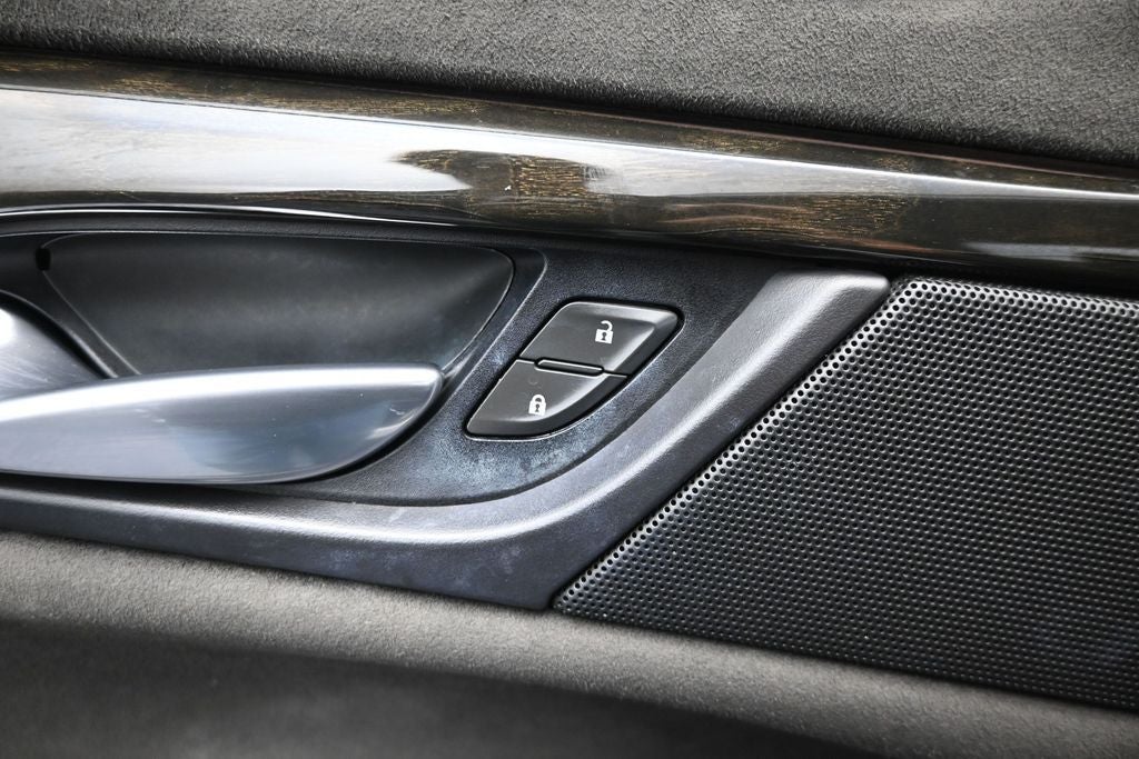 2018 Cadillac Escalade Platinum Edition