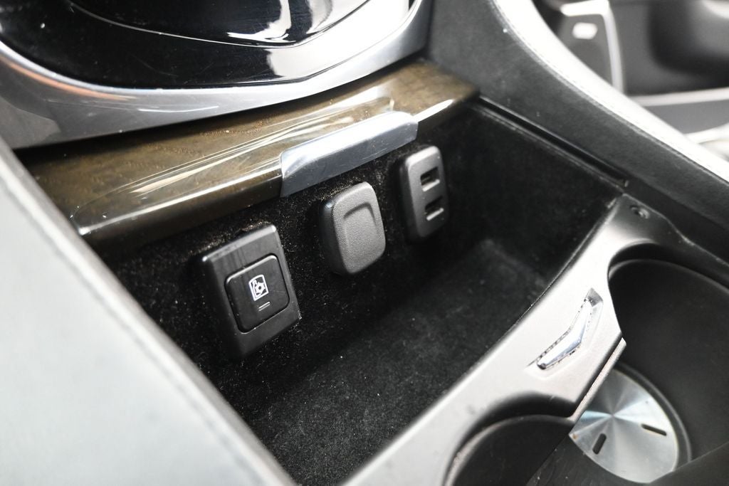 2018 Cadillac Escalade Platinum Edition