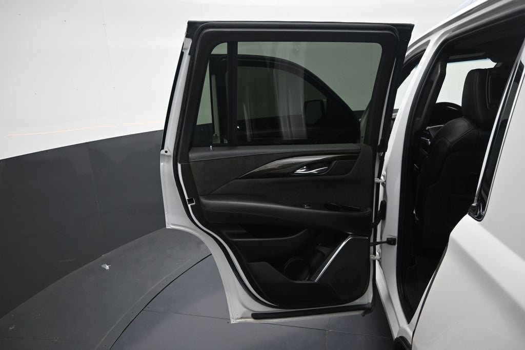 2018 Cadillac Escalade Platinum Edition
