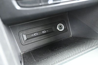2021 Volkswagen Atlas 3.6L V6 SE w/Technology R-Line