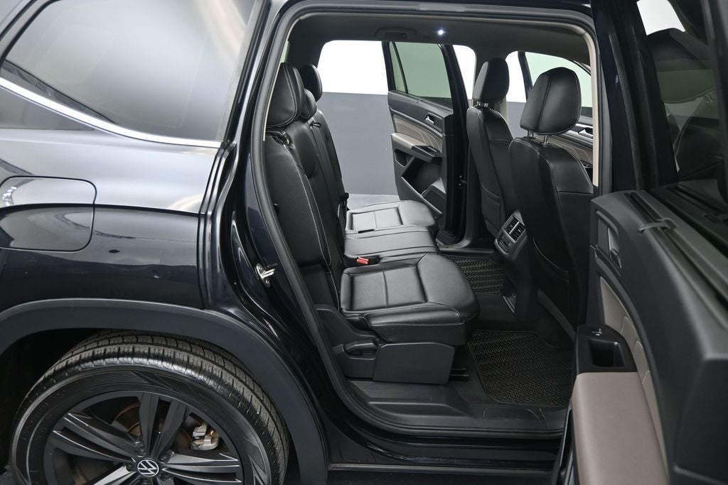 2021 Volkswagen Atlas 3.6L V6 SE w/Technology R-Line