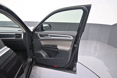 2021 Volkswagen Atlas 3.6L V6 SE w/Technology R-Line