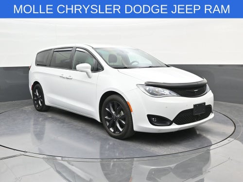 2019 Chrysler Pacifica Touring Plus