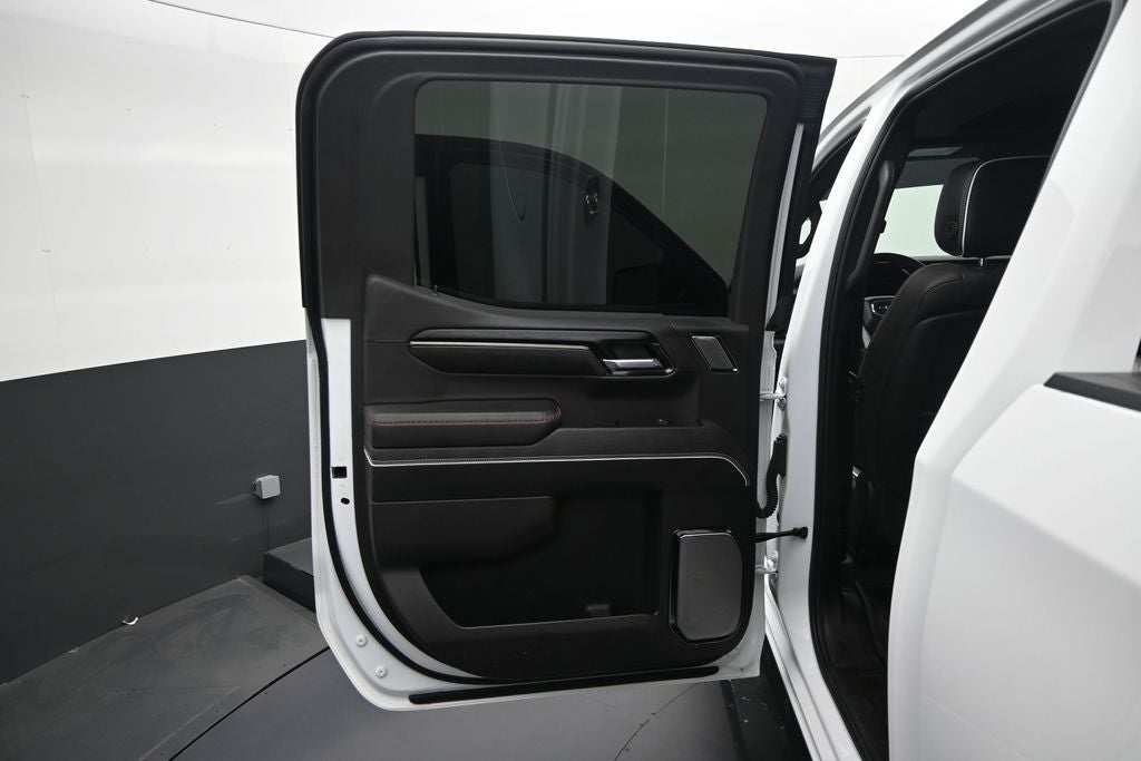2025 GMC Sierra 1500 AT4X