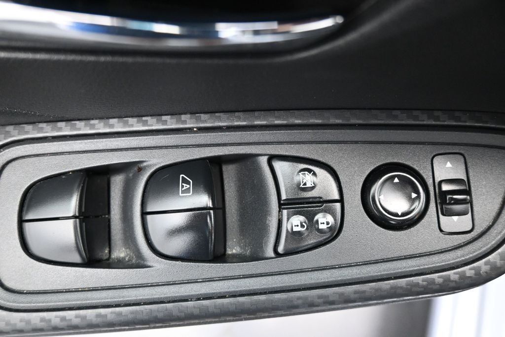 2024 Nissan Versa 1.6 SV