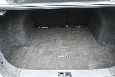 2024 Nissan Versa 1.6 SV