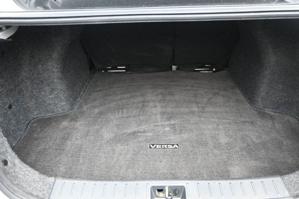 2024 Nissan Versa 1.6 SV