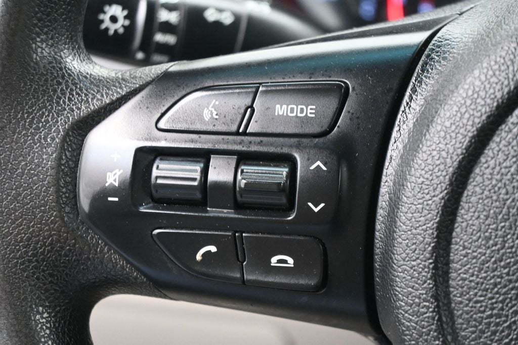 2020 Kia Sedona LX