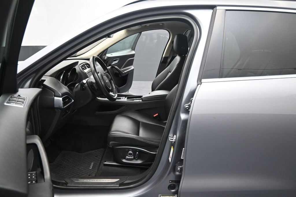 2020 Jaguar F-PACE 25t Premium