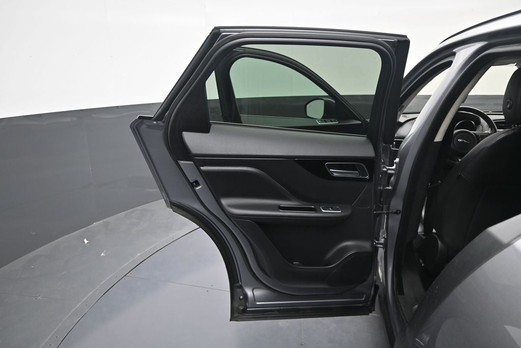 2020 Jaguar F-PACE 25t Premium