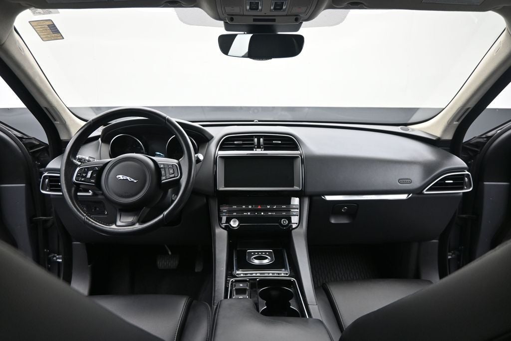 2020 Jaguar F-PACE 25t Premium