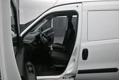2022 RAM ProMaster City Base