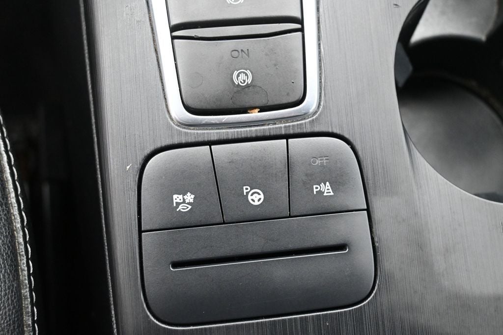 2021 Ford Escape Hybrid Titanium