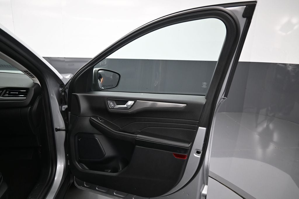 2021 Ford Escape Hybrid Titanium