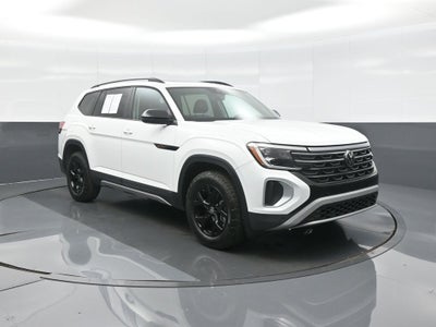 2024 Volkswagen Atlas 2.0T Peak Edition SE w/Technology