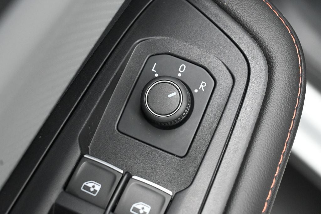 2024 Volkswagen Atlas 2.0T Peak Edition SE w/Technology