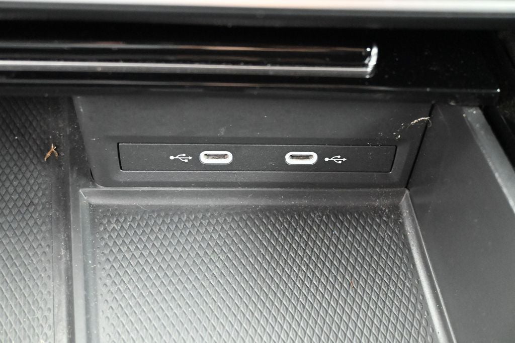 2024 Volkswagen Atlas 2.0T Peak Edition SE w/Technology