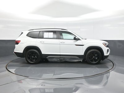 2024 Volkswagen Atlas 2.0T Peak Edition SE w/Technology