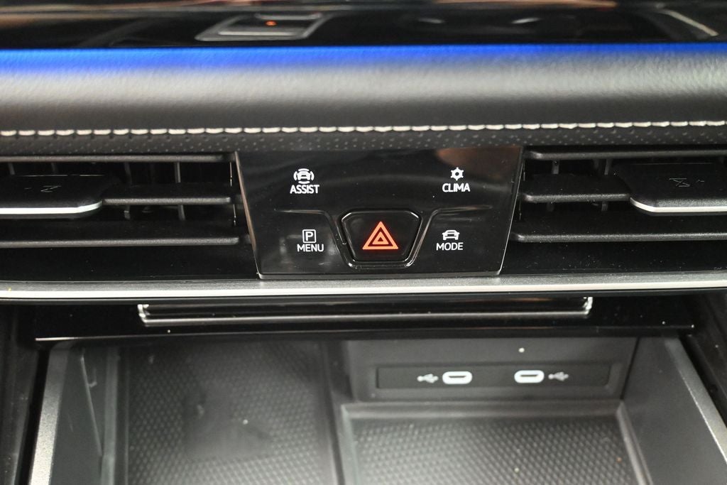 2024 Volkswagen Atlas 2.0T SEL Premium R-Line