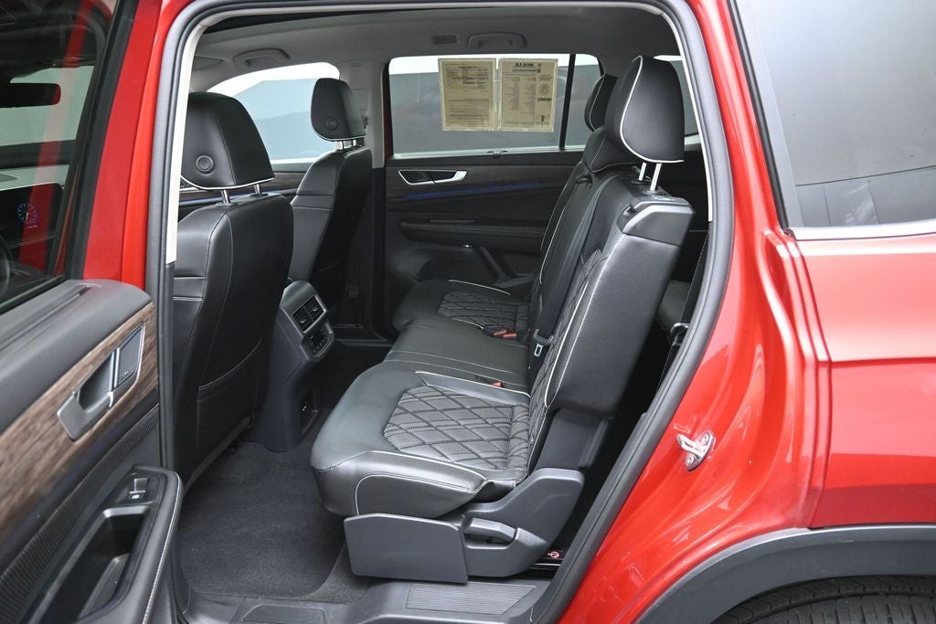 2024 Volkswagen Atlas 2.0T SEL Premium R-Line