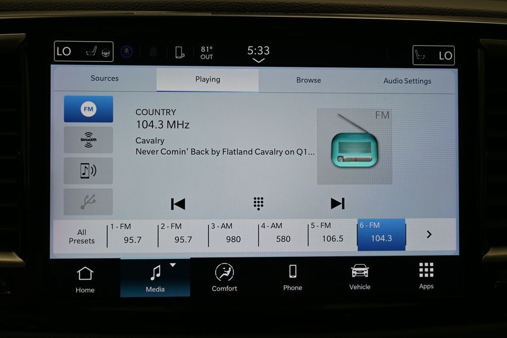 2024 Chrysler Pacifica Touring L