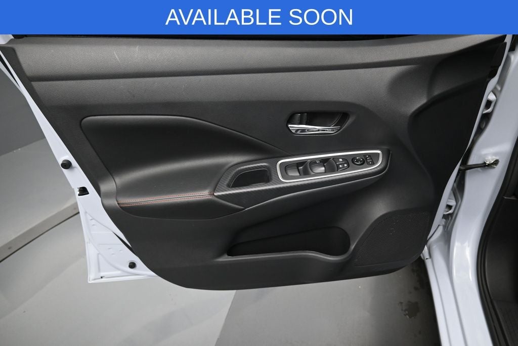 2025 Nissan Versa 1.6 SR