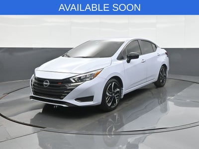 2025 Nissan Versa 1.6 SR