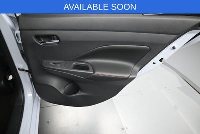 2025 Nissan Versa 1.6 SR