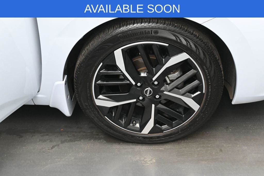2025 Nissan Versa 1.6 SR
