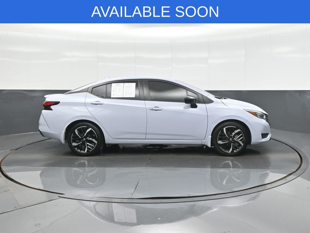 2025 Nissan Versa 1.6 SR