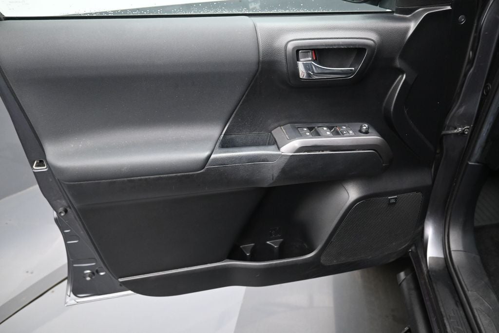 2022 Toyota Tacoma TRD Sport V6