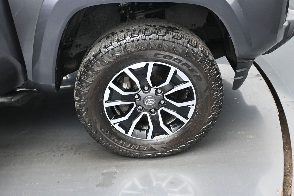 2022 Toyota Tacoma TRD Sport V6