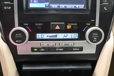 2014 Toyota Camry Hybrid LE