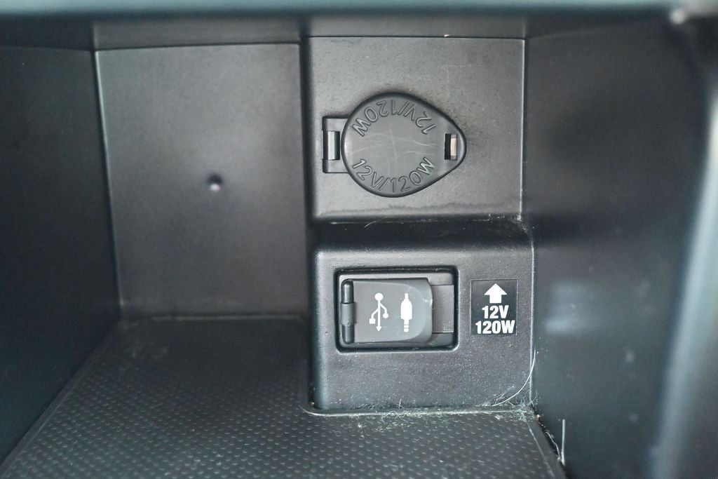 2014 Toyota Camry Hybrid LE