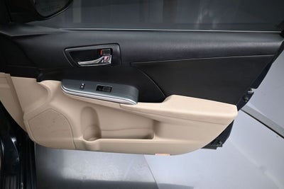 2014 Toyota Camry Hybrid LE